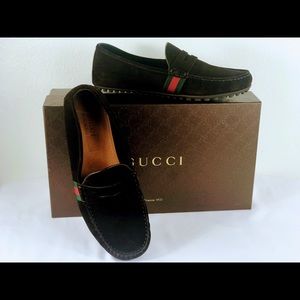 Authentic Gucci Velvet Shoes